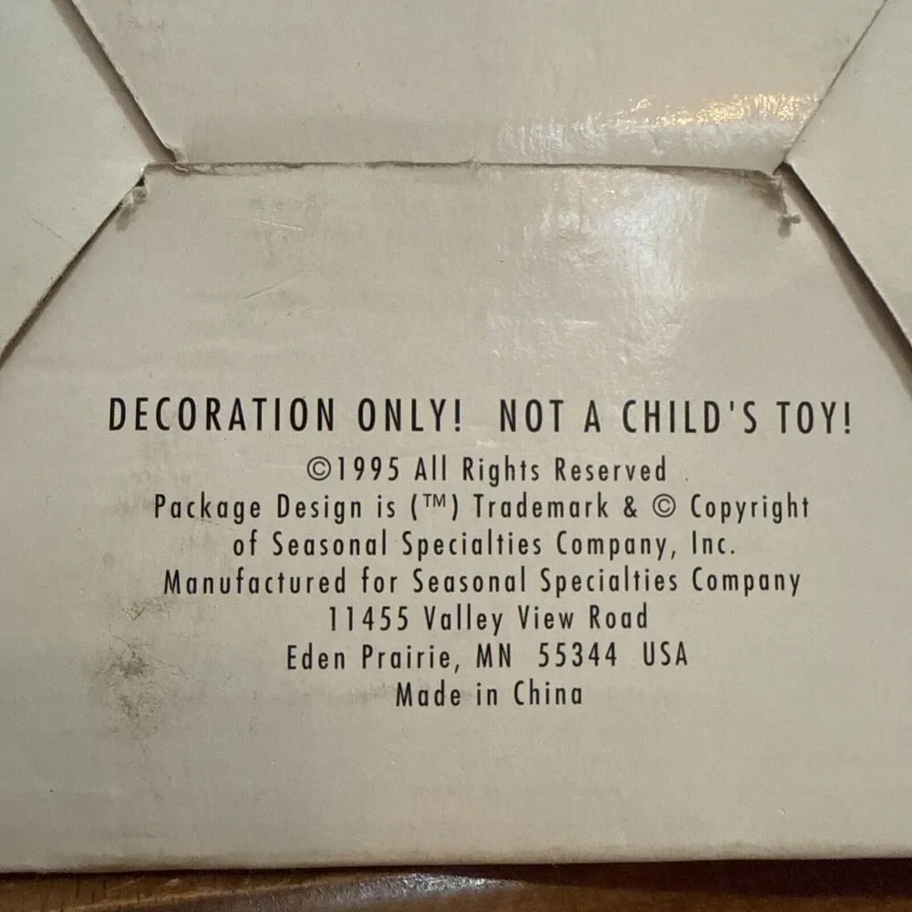 Vintage Seasonal Specialties Classic Ceramic Nativity 11pc Nativity Set With Box